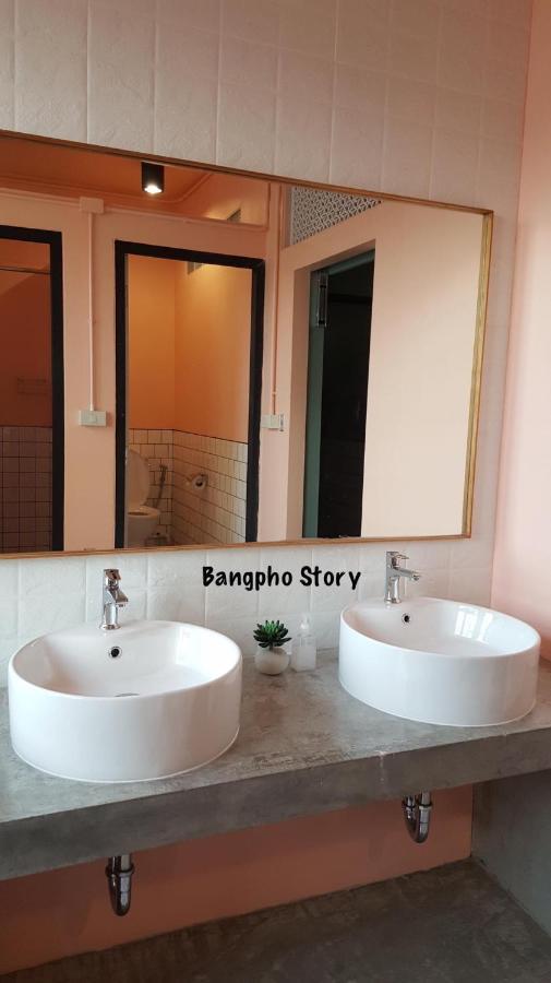 Bangpho Story Hostel Bangkok Buitenkant foto