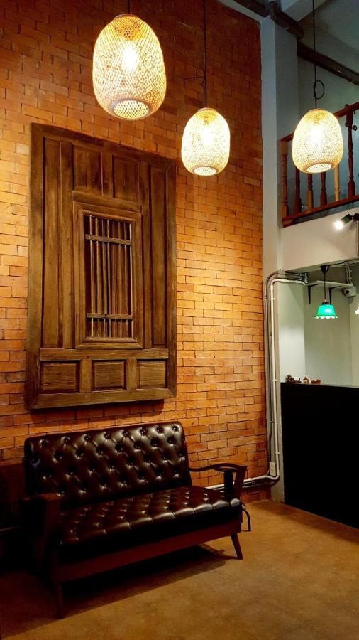 Bangpho Story Hostel Bangkok Buitenkant foto