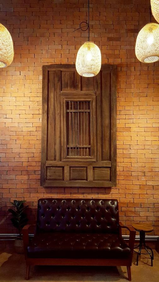 Bangpho Story Hostel Bangkok Buitenkant foto