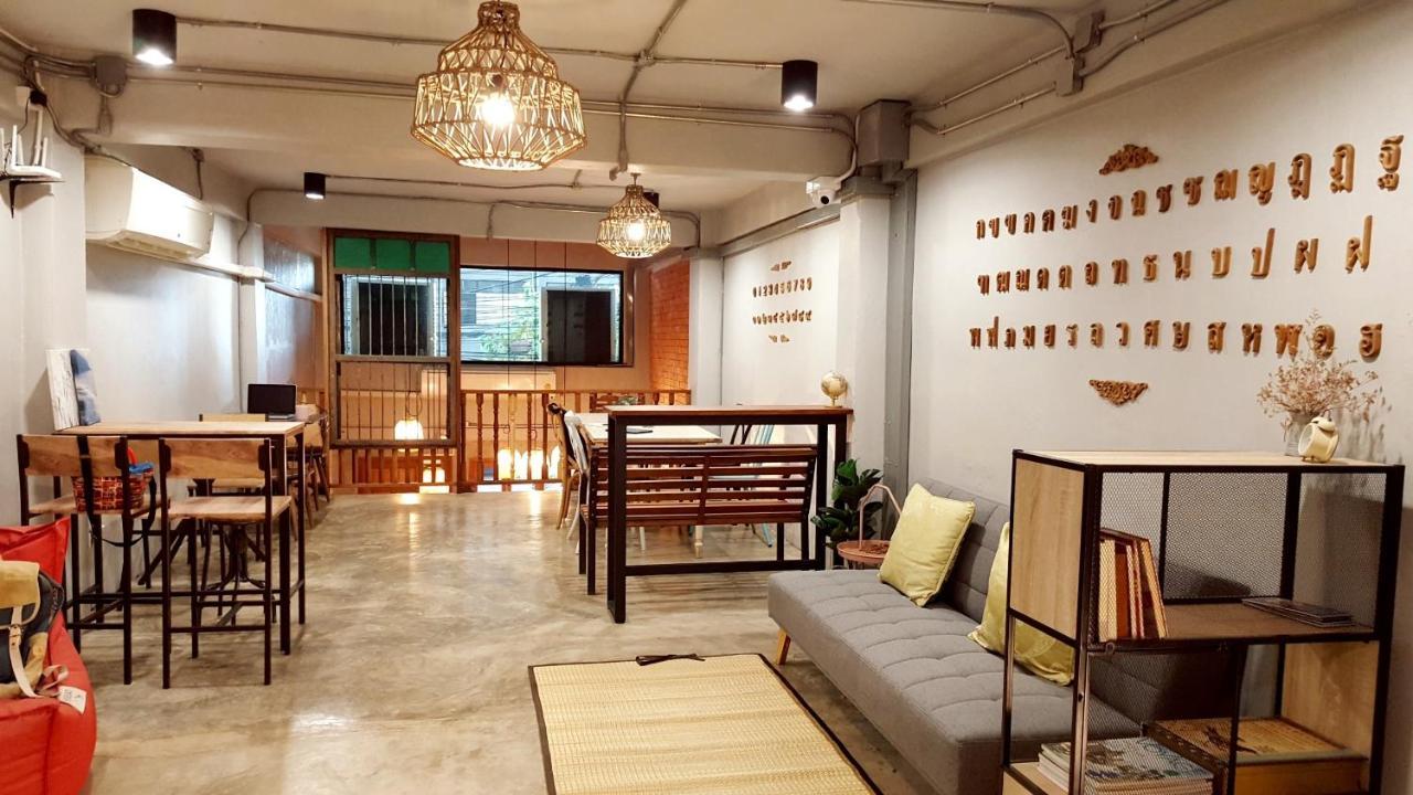 Bangpho Story Hostel Bangkok Buitenkant foto