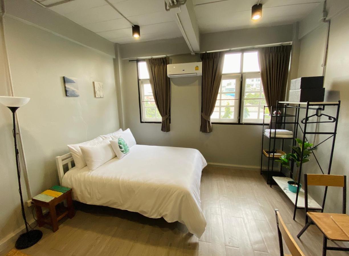 Bangpho Story Hostel Bangkok Buitenkant foto