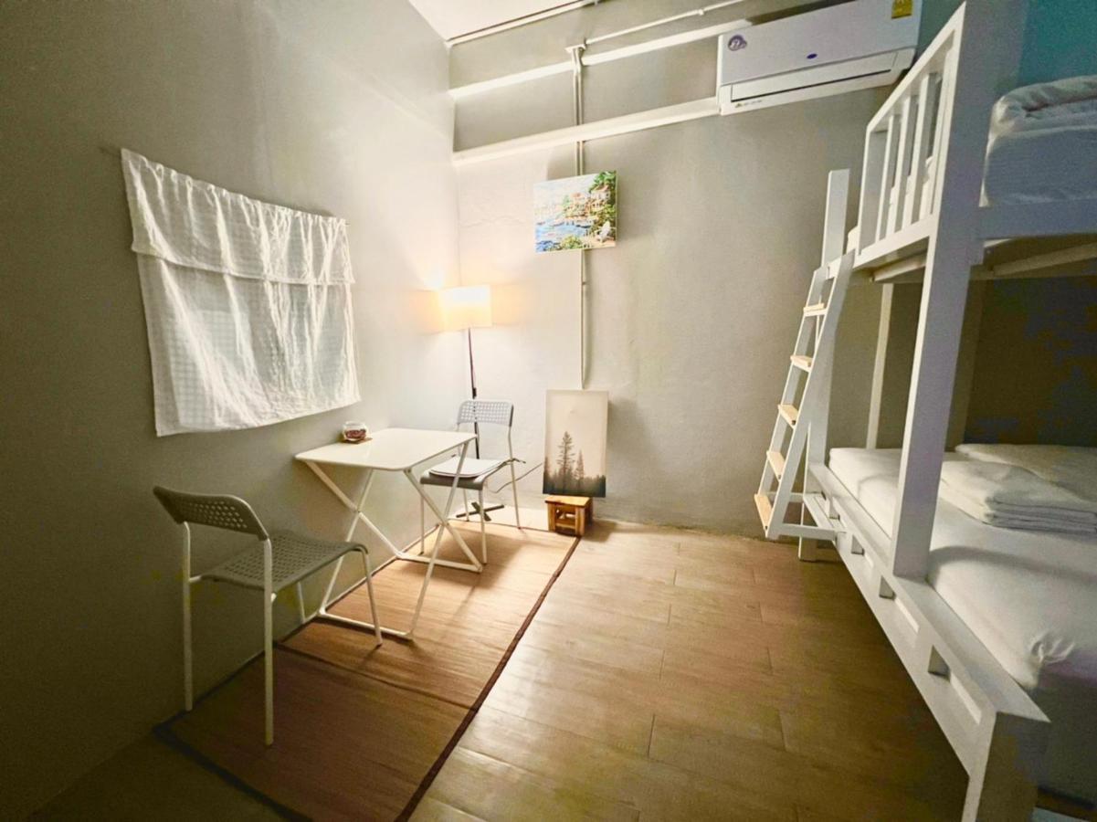 Bangpho Story Hostel Bangkok Buitenkant foto